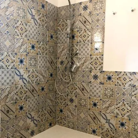 فندق مبيت وإفطار Mare E Monti 4*